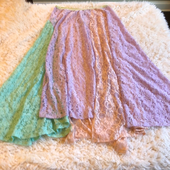 ❌SOLD❌ NEW Free People Color Me Lace Sheer Maxi - Picture 5 of 6